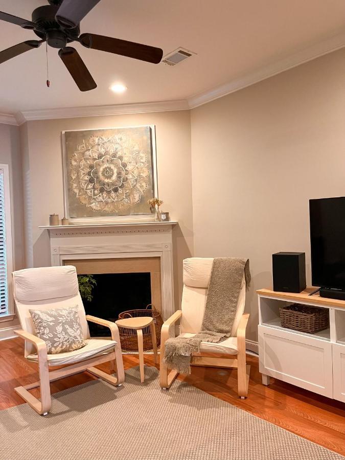 Lovely Townhouse! ออเบิร์น ภายนอก รูปภาพ