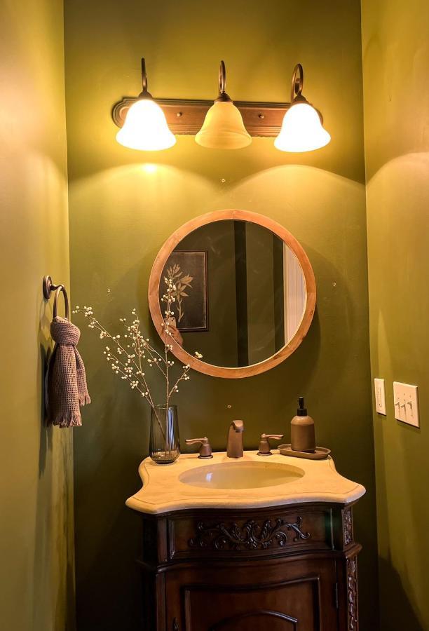 Lovely Townhouse! ออเบิร์น ภายนอก รูปภาพ